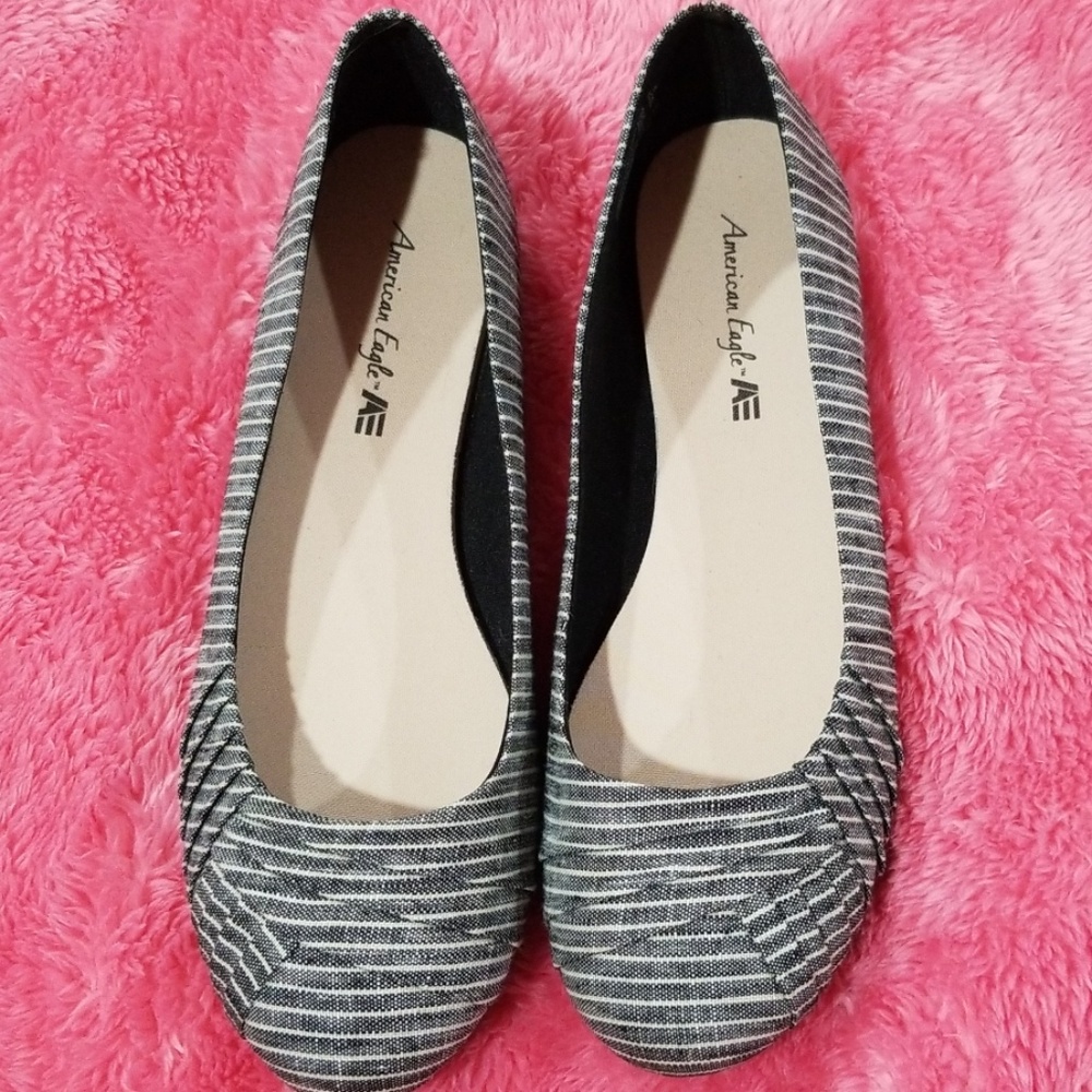 America Eagle low heal shoes